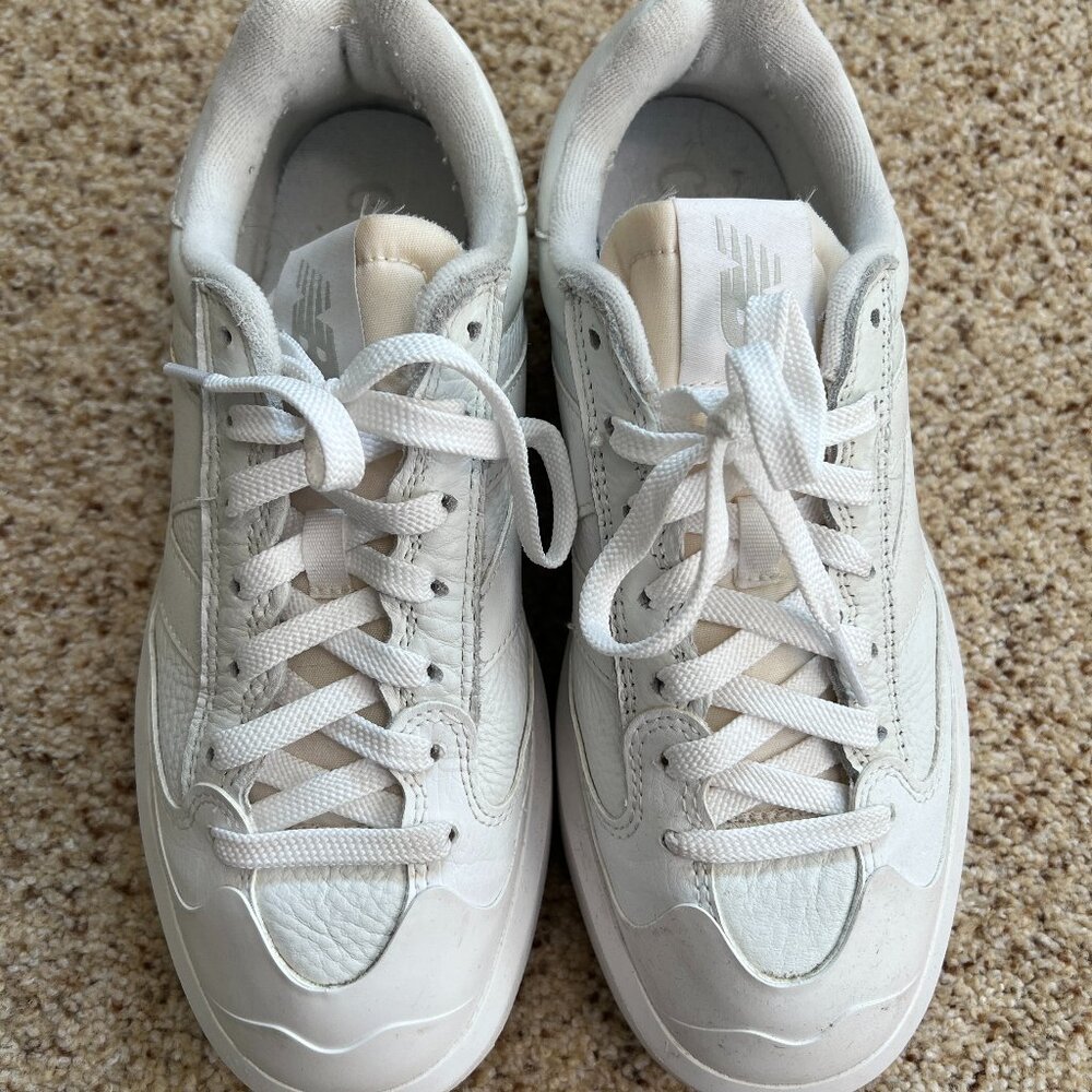 New Balance white sneakers CT302